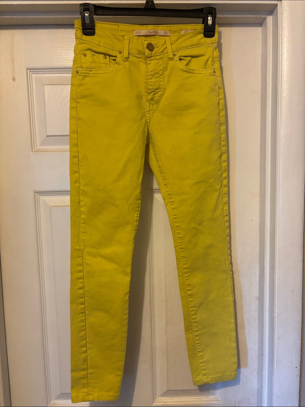 Leara Women's Bright Yellow Skinny Jeans Size 24